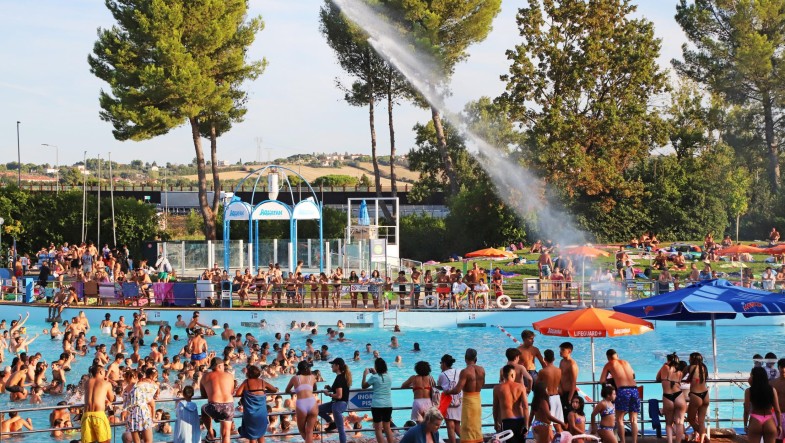 11/25 Luglio e 8/22 Agosto - The Long Sunset