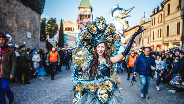 I parchi sfilano al Carnevale di Fano