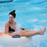 Michelle Hunziker e la sua estate rosa in Aquafan!