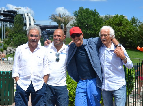 Fiorello in versione bagnino dell'Aquafan!