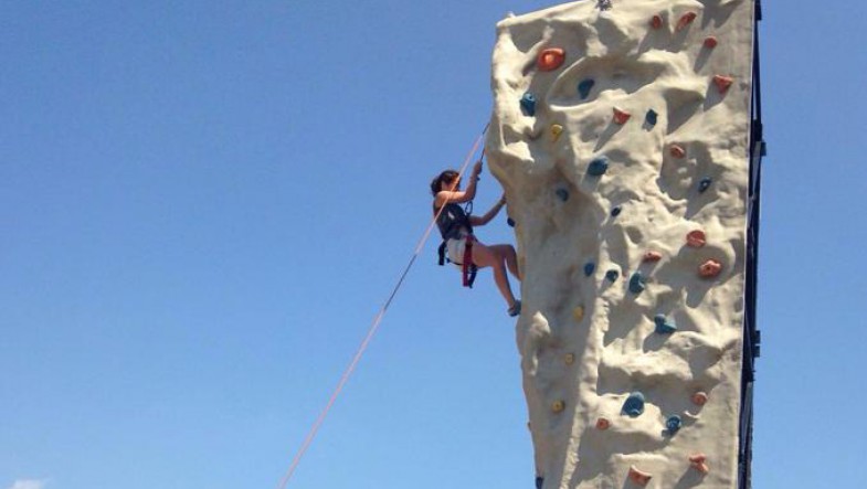 Spiderman tra gli scivoli con Feel Climbing