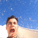 Youtuber e creator WhatTheFactory 'volano' sugli scivoli