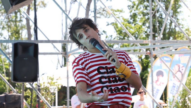 Alex di Amici all'Aquafan: "Coltivate sempre i vostri sogni"