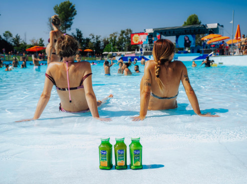 All'Aquafan scivola e bevi con Yoga! 