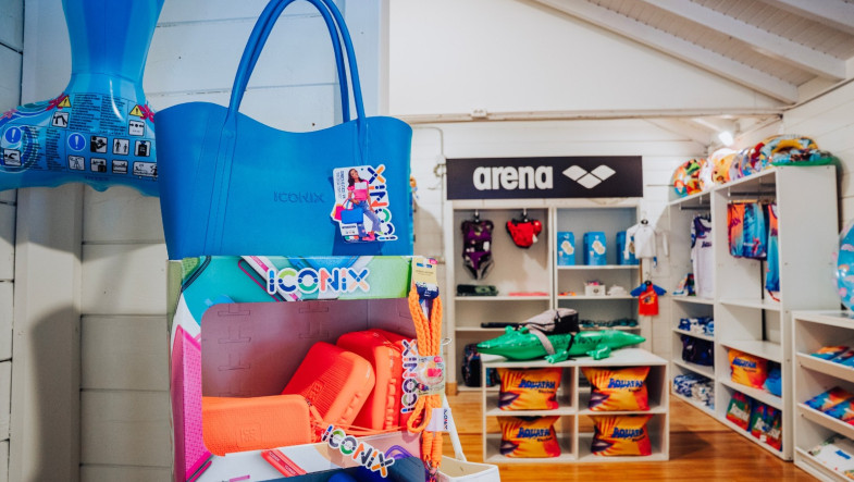 Da Arena a Iconix, da Prep ai gagdets: tutto lo shopping Aquafan!