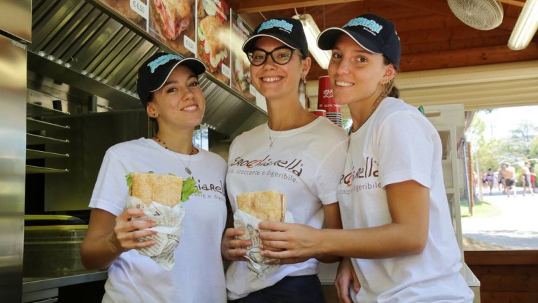 Scrocchia la Scrocchiarella